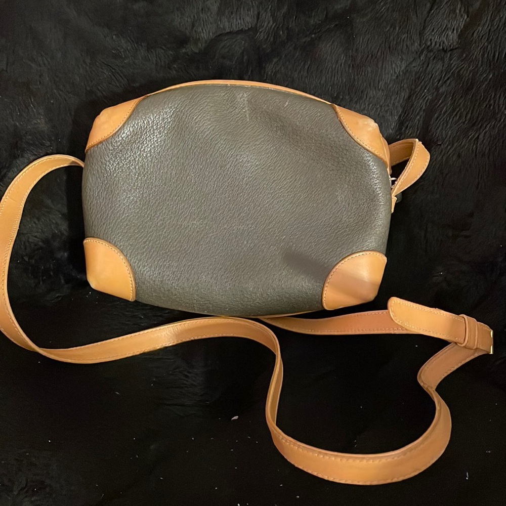 Gucci Vintage Crossbody Small Bag - Picture 2 of 10